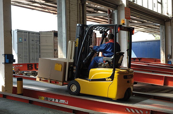 Yale ERP15-20VT (3-опорные электропогрузчики)