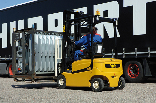 Yale ERP18VF MWB (4-опорные электропогрузчики)
