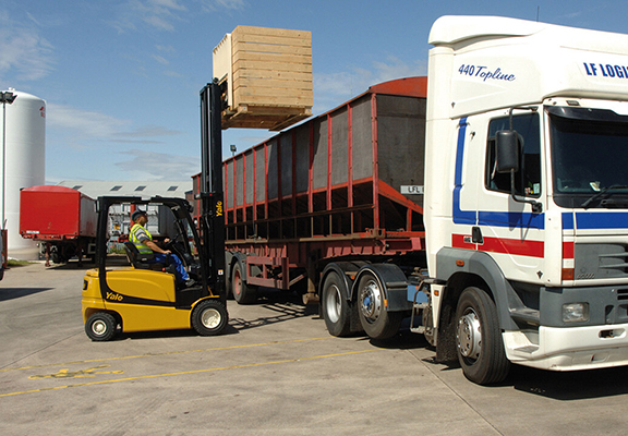 Yale ERP30VL (4-опорные электропогрузчики)